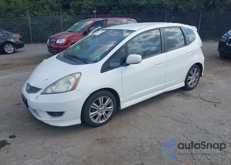 2011 Honda Fit Sport из США, поврежденный, VIN JHMGE8H53BS003270